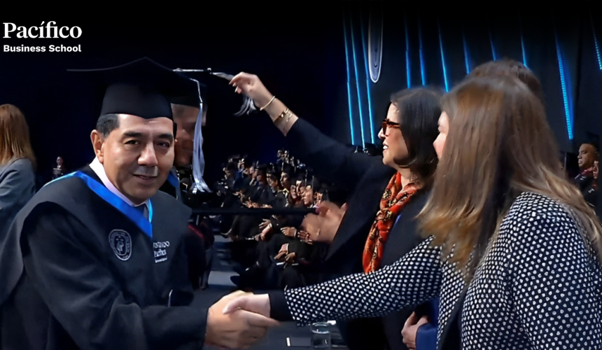 Dr. Fermín Silva obtiene su MBA en la Universidad del Pacífico